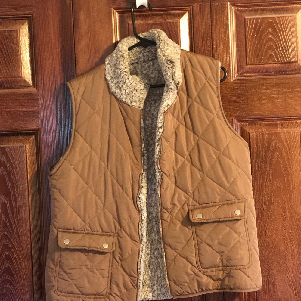Amazon Reversible vest